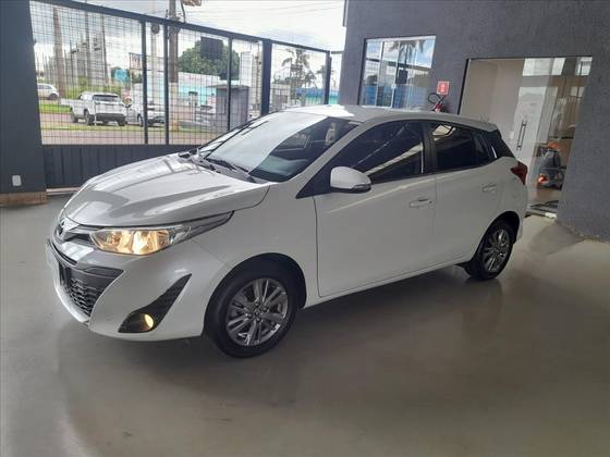 TOYOTA YARIS 1.3 16V FLEX XL PLUS TECH MULTIDRIVE